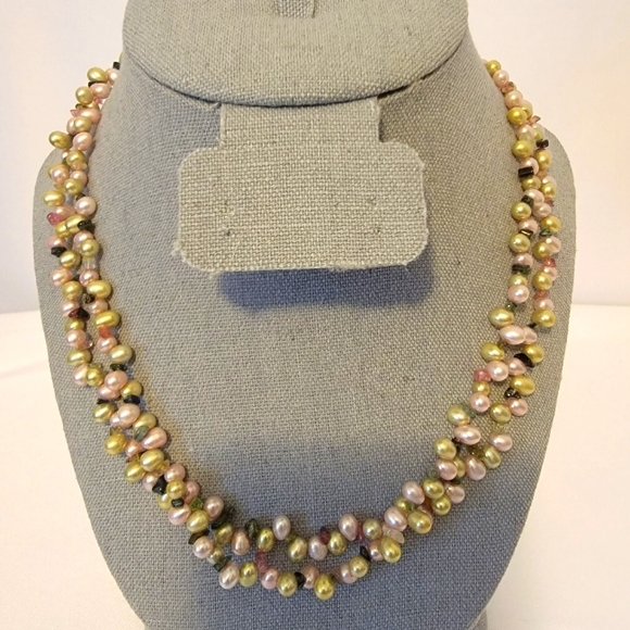 Pearl Necklace multiple color - Picture 1 of 4